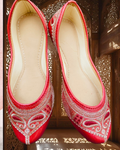 zameen noor wines -Red & Silver Elegance (Copy)