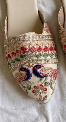 peacock details  d4