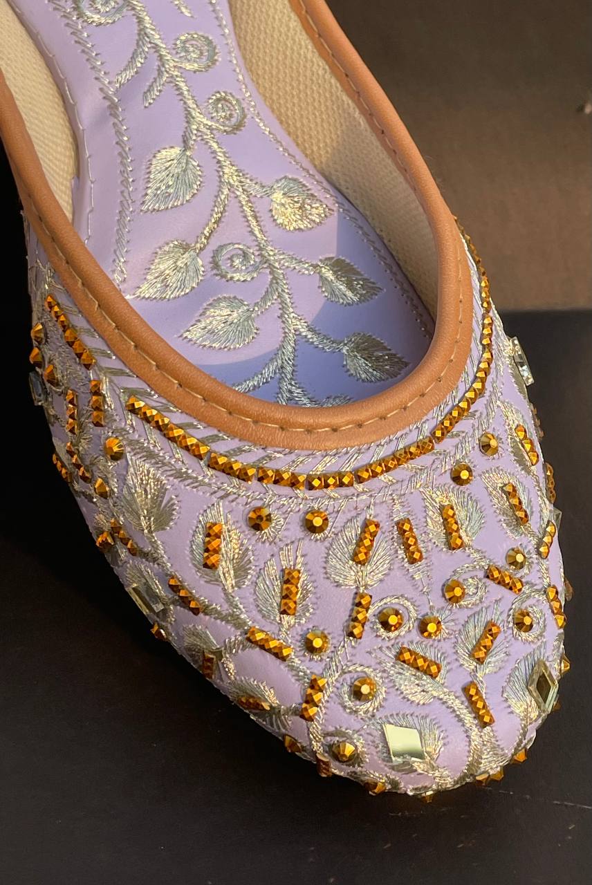 sheesh kari jutti