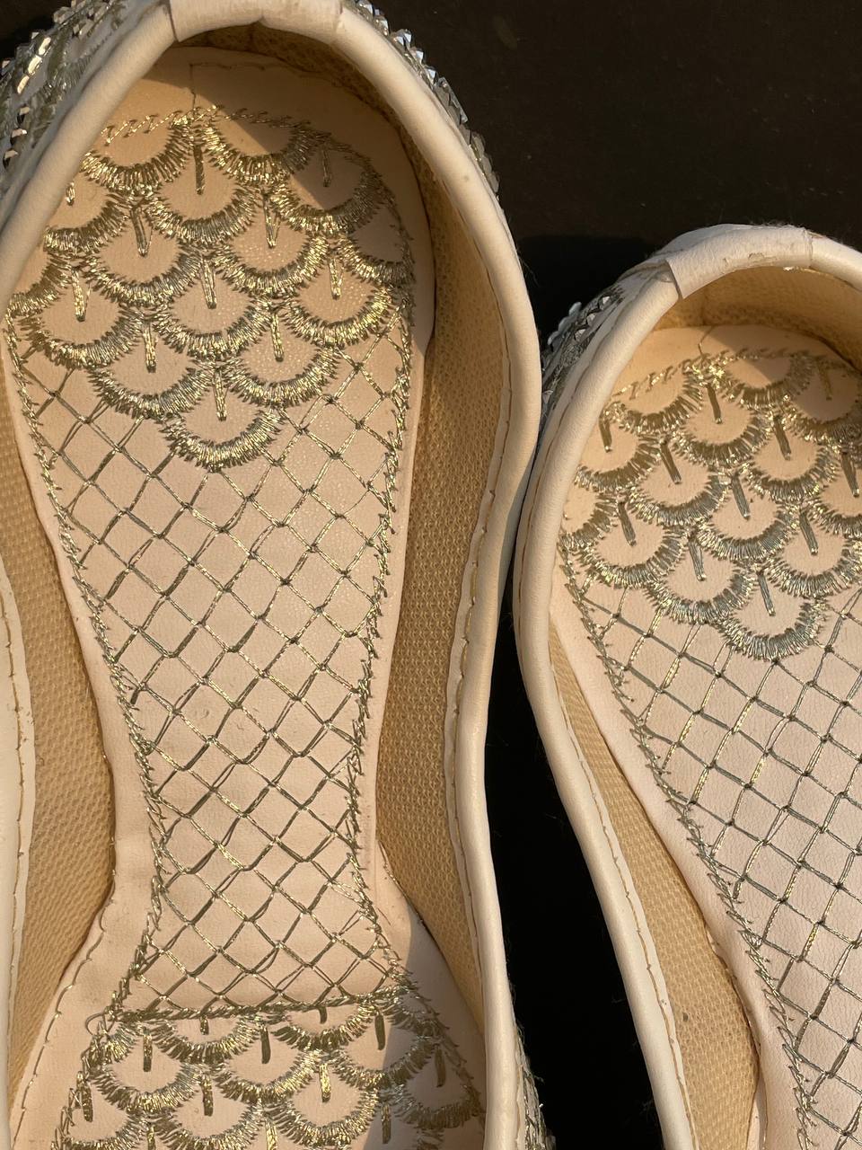 sheesh karri jutti